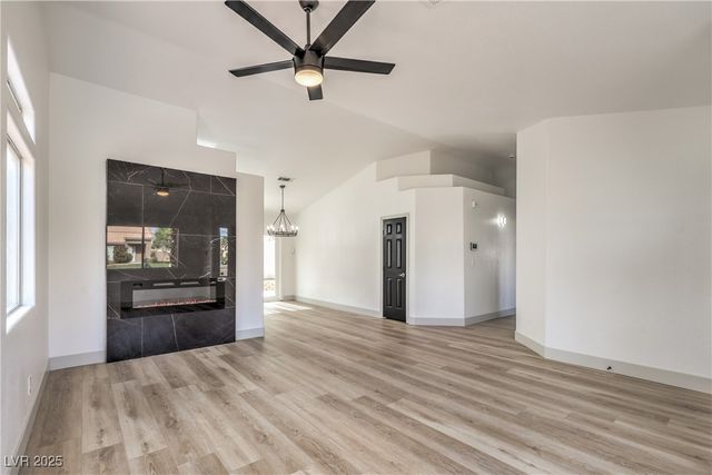 7413 Red Eagle Street, Las Vegas, NV 89131