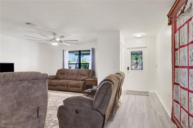 1436 SE 17th TER, Cape Coral, FL 33990