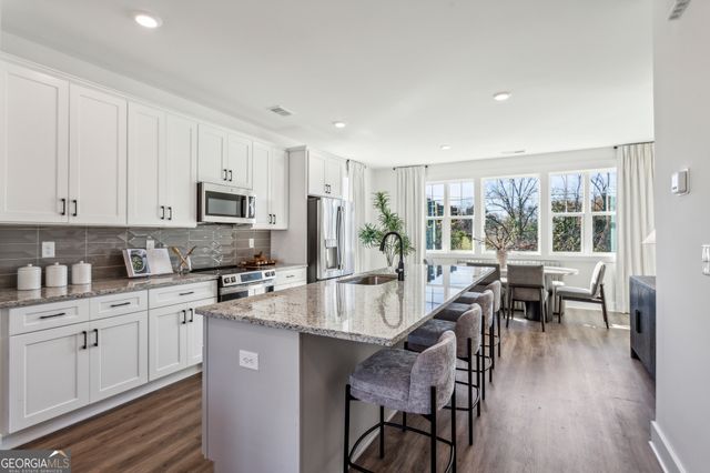 106 Mission Way SE, Atlanta, GA 30315