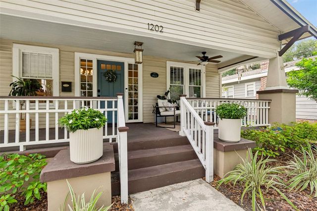1202 E POWHATAN AVENUE, Tampa, FL 33604