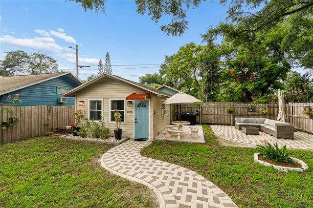 1202 E POWHATAN AVENUE, Tampa, FL 33604