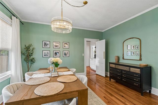 1202 E POWHATAN AVENUE, Tampa, FL 33604