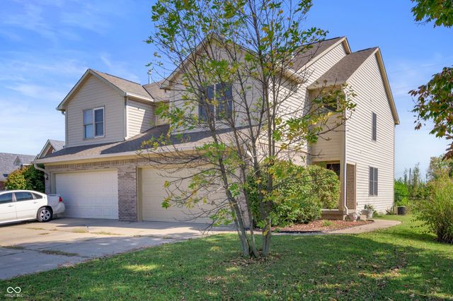 101 Grassyway Court, Whiteland, IN 46184