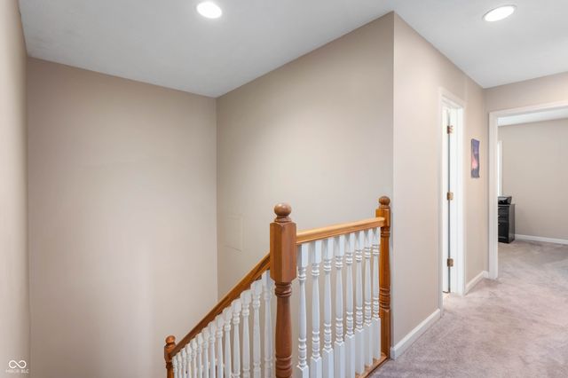 101 Grassyway Court, Whiteland, IN 46184