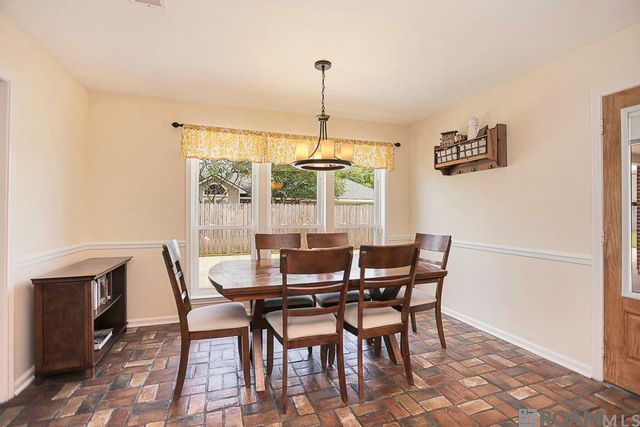 38330 Duplessis Rd, Prairieville, LA 70769