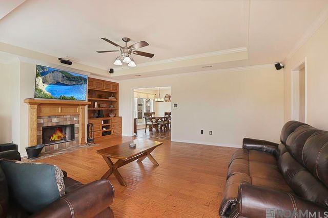 38330 Duplessis Rd, Prairieville, LA 70769