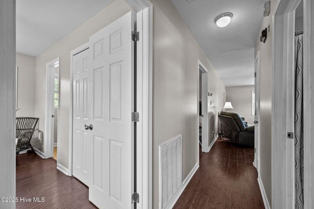 102 Mercer Road, Jacksonville, NC 28546
