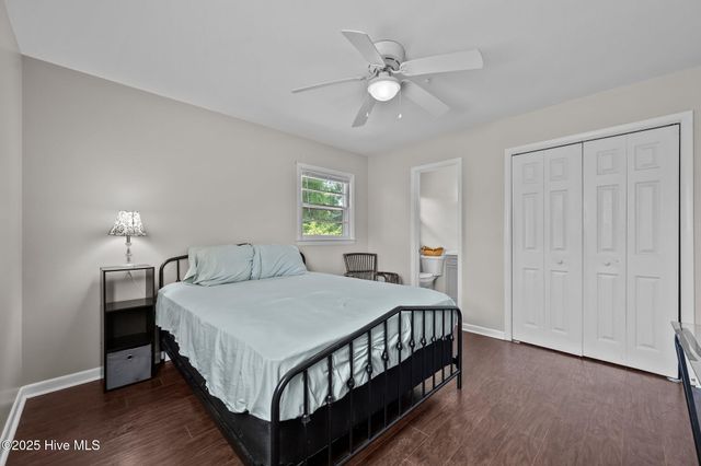 102 Mercer Road, Jacksonville, NC 28546