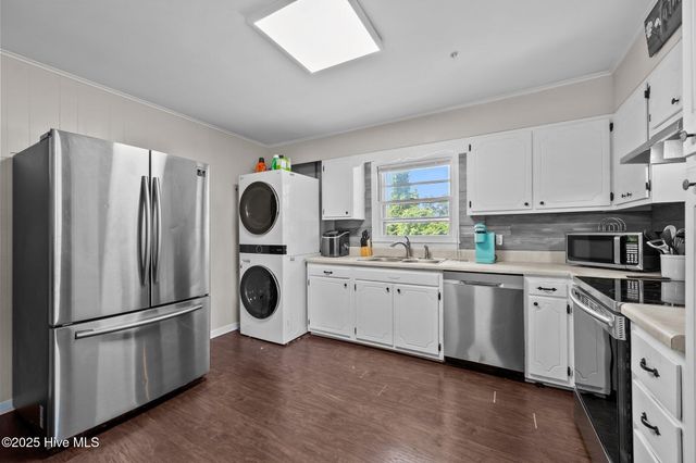 102 Mercer Road, Jacksonville, NC 28546