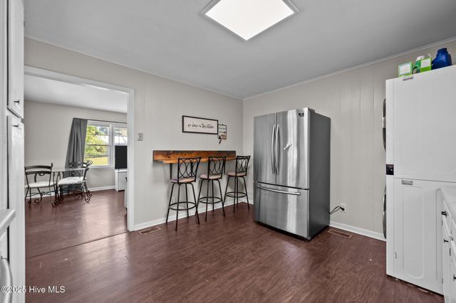 102 Mercer Road, Jacksonville, NC 28546