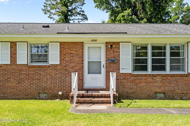 102 Mercer Road, Jacksonville, NC 28546