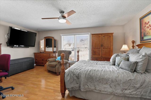 125 10th Avenue, Manchester, NJ 08759