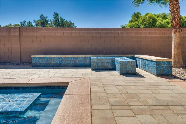 7371 Heritage Pines Court, Las Vegas, NV 89131