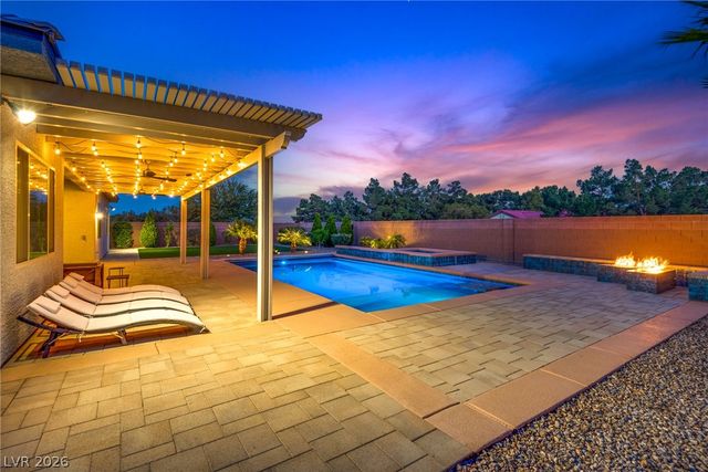 7371 Heritage Pines Court, Las Vegas, NV 89131
