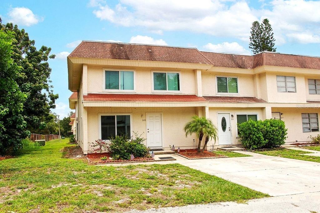 309 AMHERST AVENUE 51, Sarasota, FL 34232