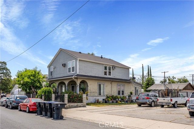 2344 N Niagra, Burbank, CA 91504