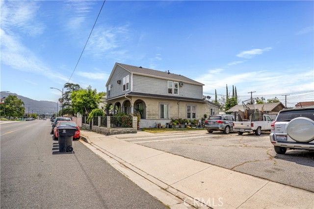 2344 N Niagra, Burbank, CA 91504