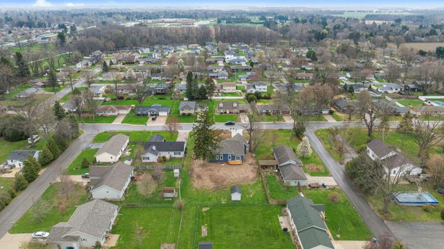 2008 I Street, La Porte, IN 46350