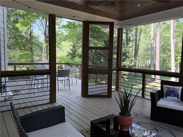 1600 Reddstone, Milton, GA 30004