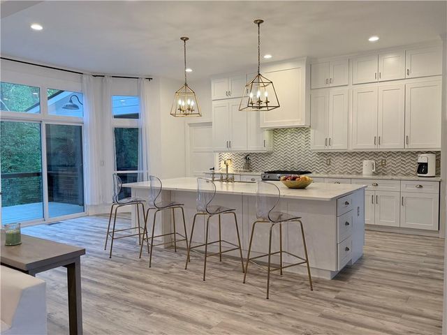 1600 Reddstone, Milton, GA 30004