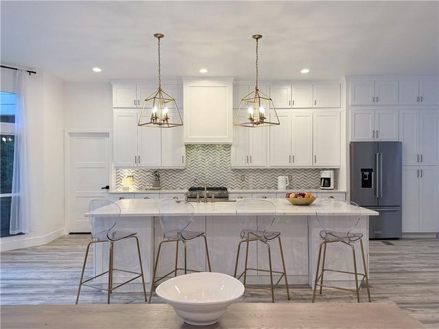 1600 Reddstone, Milton, GA 30004