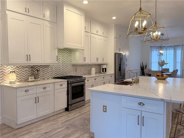 1600 Reddstone, Milton, GA 30004