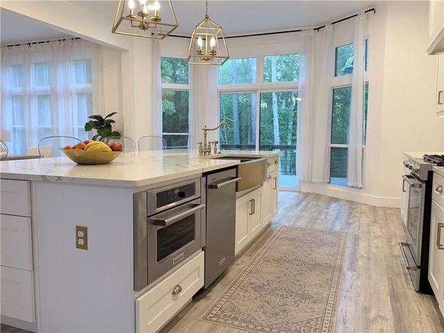 1600 Reddstone, Milton, GA 30004