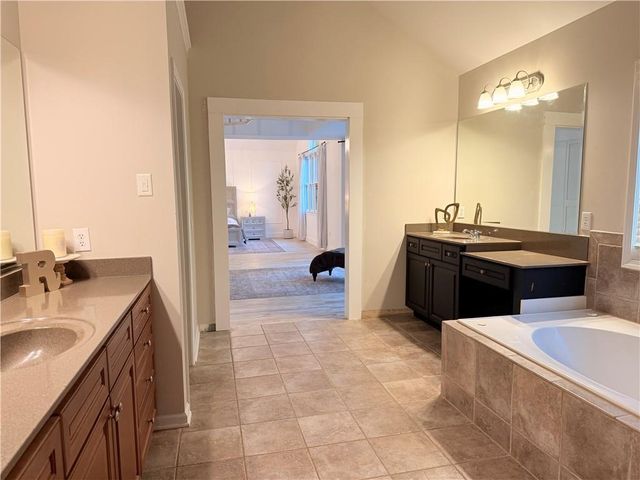 1600 Reddstone, Milton, GA 30004