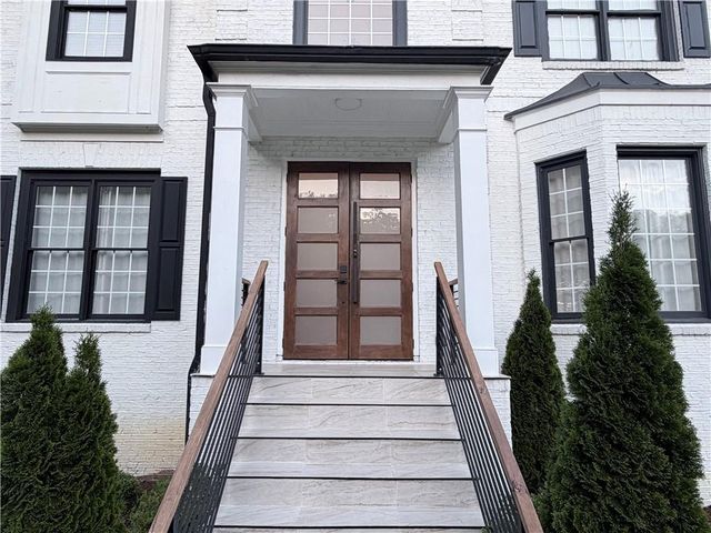1600 Reddstone, Milton, GA 30004