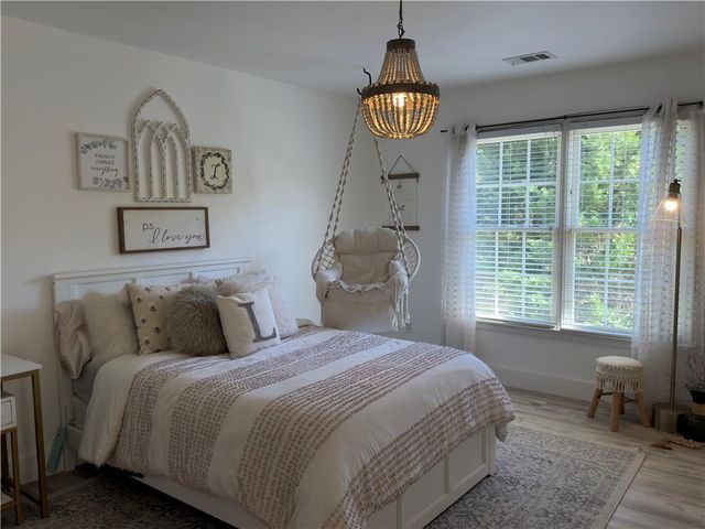1600 Reddstone, Milton, GA 30004
