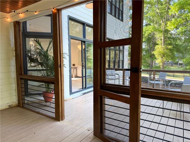 1600 Reddstone, Milton, GA 30004