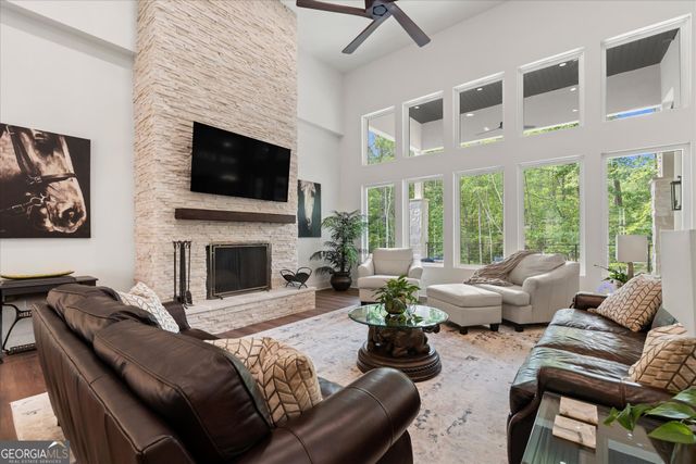 249 Mabry Parkway, Whitesburg, GA 30185