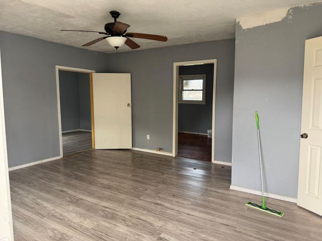 4817 Wenda Street, Houston, TX 77033