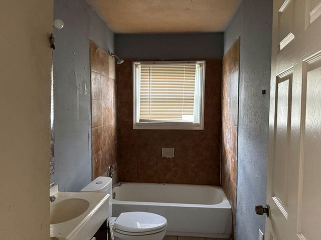 4817 Wenda Street, Houston, TX 77033