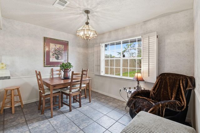 5622 Sheraton Oaks Drive, Houston, TX 77091