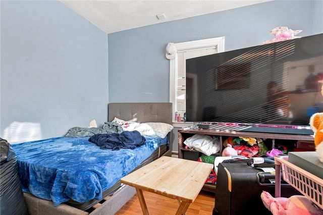101 River Avenue, Providence, RI 02908