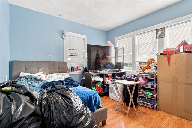 101 River Avenue, Providence, RI 02908