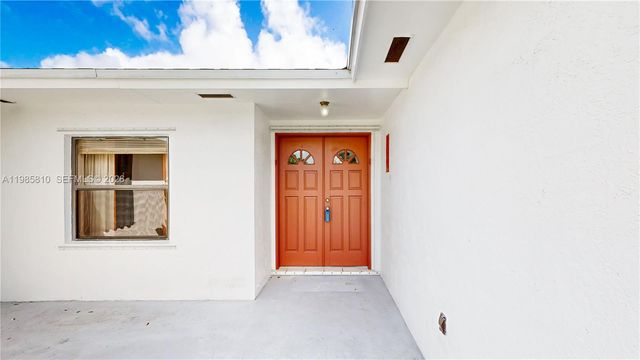 14380 SW 297th St, Homestead, FL 33033