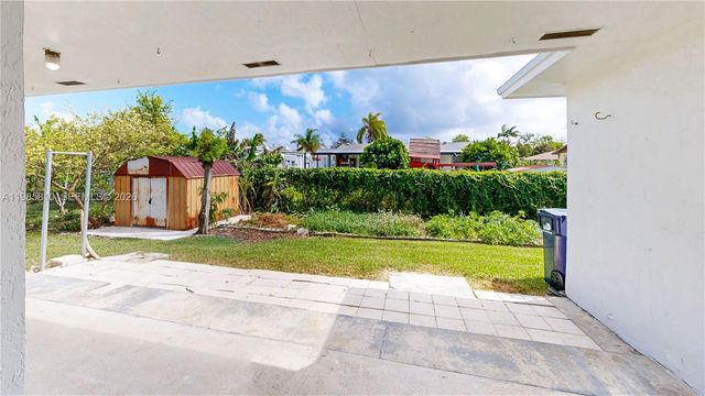 14380 SW 297th St, Homestead, FL 33033