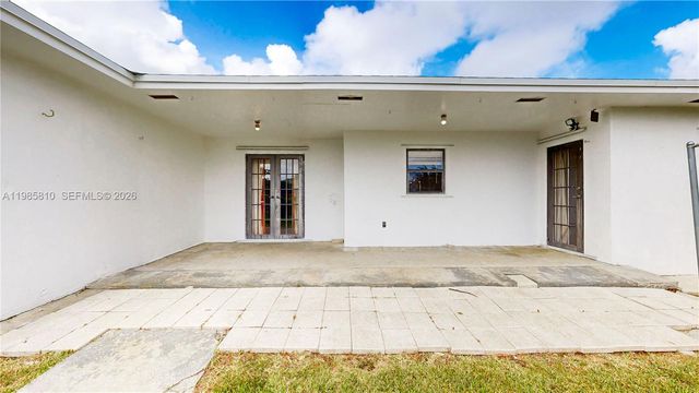 14380 SW 297th St, Homestead, FL 33033