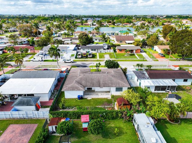 14380 SW 297th St, Homestead, FL 33033