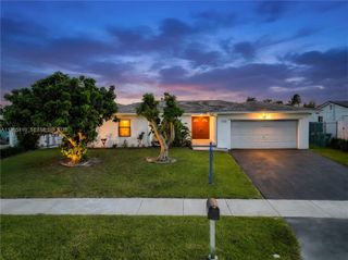 14380 SW 297th St, Homestead, FL 33033