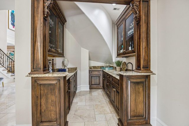 220 MOUNTAIN BROOK CV, Eads, TN 38028