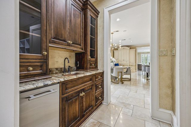 220 MOUNTAIN BROOK CV, Eads, TN 38028