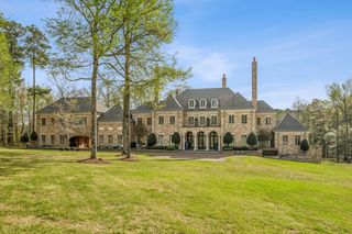 220 MOUNTAIN BROOK CV, Eads, TN 38028
