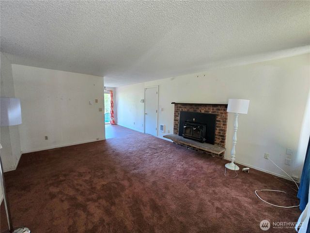 11075 Ridge Rim Trail SE, Port Orchard, WA 98367