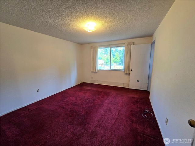 11075 Ridge Rim Trail SE, Port Orchard, WA 98367