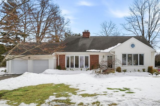 201 Dorchester Road, Scarsdale, NY 10583