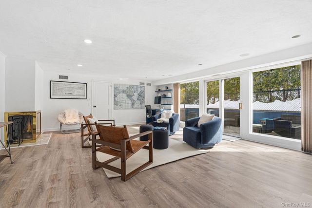 201 Dorchester Road, Scarsdale, NY 10583