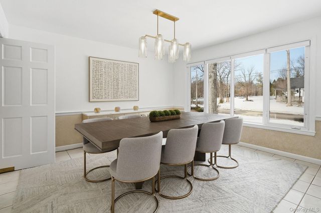 201 Dorchester Road, Scarsdale, NY 10583